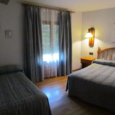 Nieves ホテル Linás de Broto