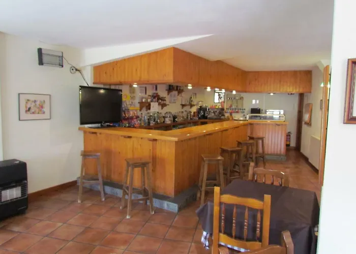 Nieves Linás de Broto